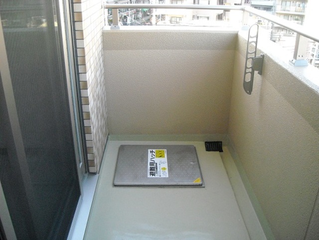 バルコニー　バルコニーがあります