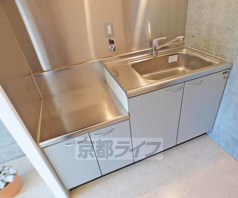 キッチン　キッチンです。