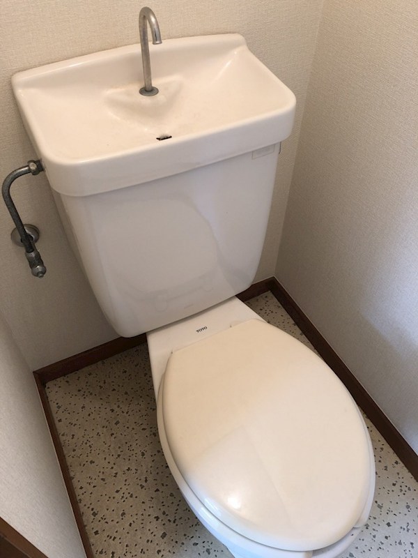 トイレ　現況優先