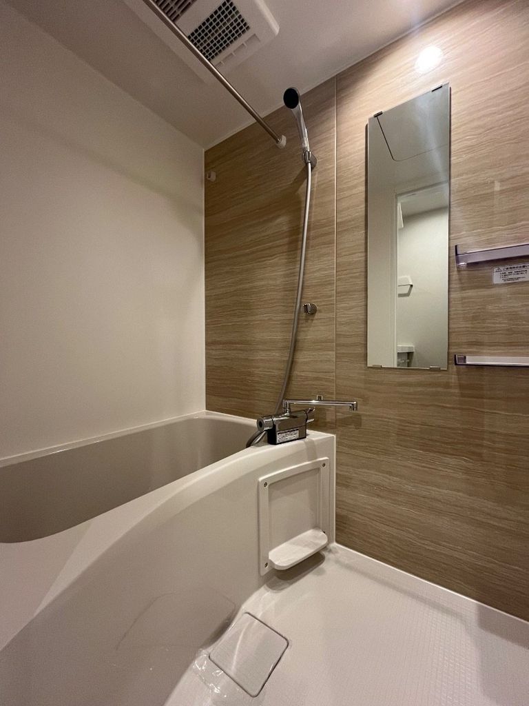 バス・シャワールーム　※別部屋参考写真