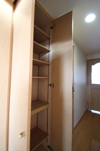 収納　同物件、別号室のものです。