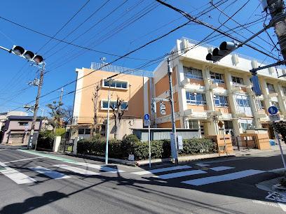 小学校　葛飾区立住吉小学校（小学校）まで180m