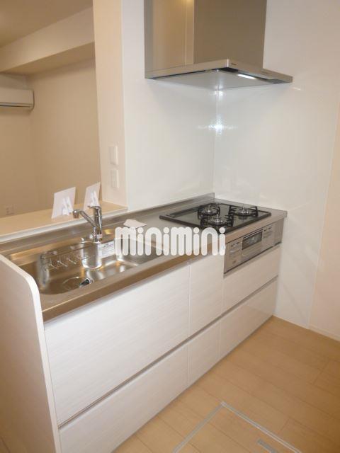 キッチン　開放的な対面キッチンです。