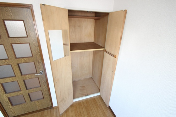 収納　※別部屋の写真です