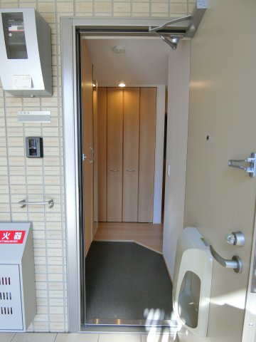 玄関　イメージ103号室の写真