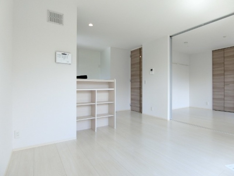 居室・リビング　図面と現状に相違がある場合には現状を優先