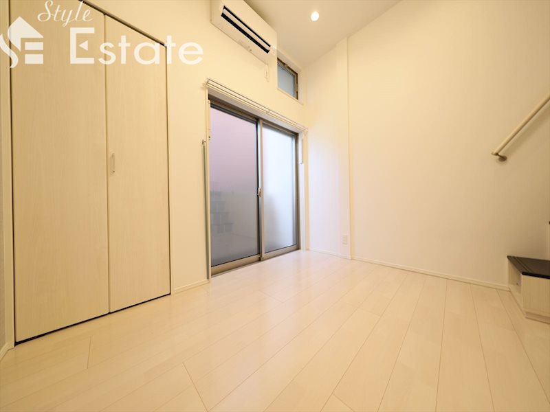 居室・リビング　リビング★エアコン付★クローゼット付