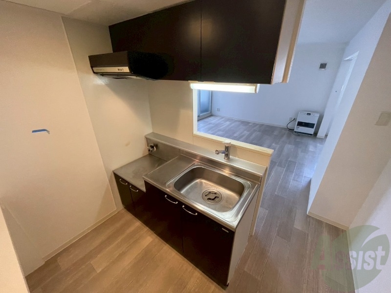 キッチン　ガスキッチンです。２口コンロが設置できます。