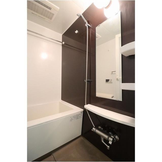 バス・シャワールーム　バスルーム