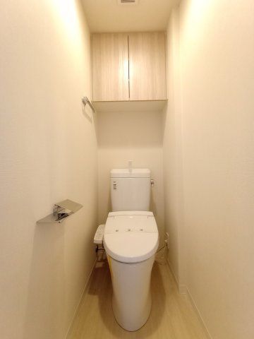 トイレ　（別タイプ参考写真）クレイシアＩＤＺ王子　北区王子本町1