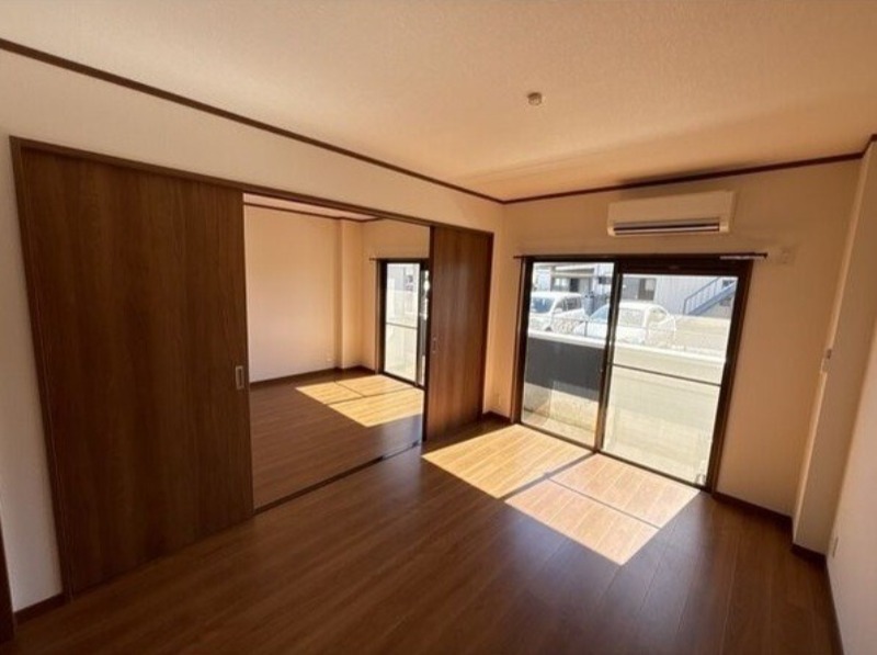 居室・リビング　お部屋探しはお気軽に当店にご相談ください