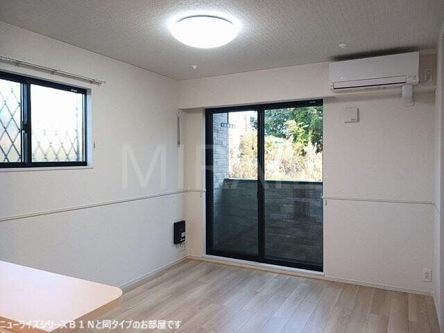 居室・リビング　同施工タイプの参考写真です。