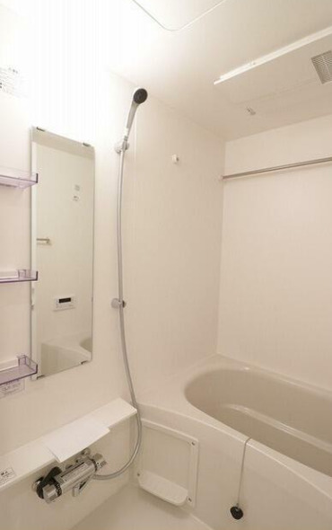 バス・シャワールーム　※別部屋の参考写真です。