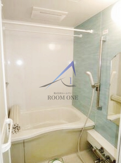 バス・シャワールーム　お風呂です。