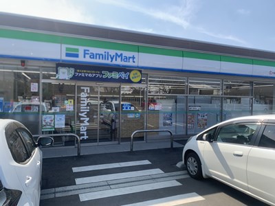 コンビニ　ファミリーマート大津室店（コンビニ）まで901m
