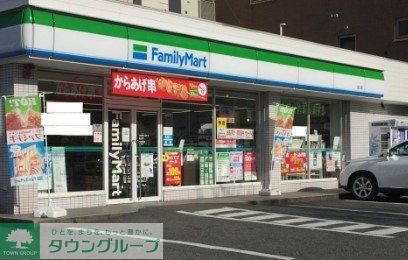 コンビニ　ファミリーマート駈上店（コンビニ）まで370m