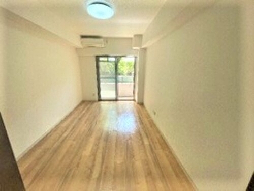 居室・リビング　洋室　※同タイプの部屋のお写真です