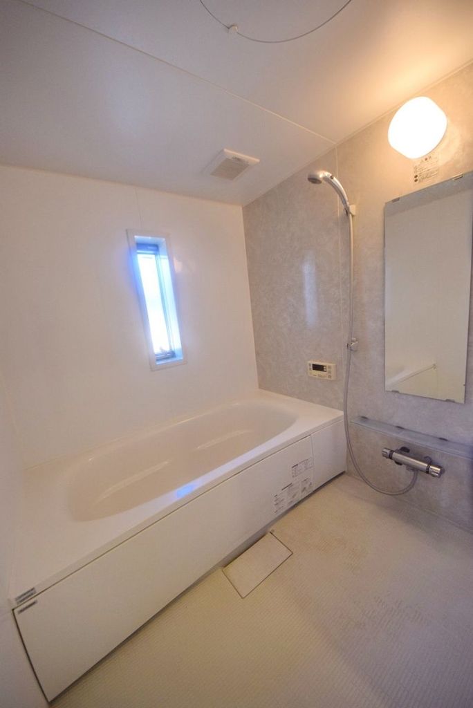 バス・シャワールーム　バス