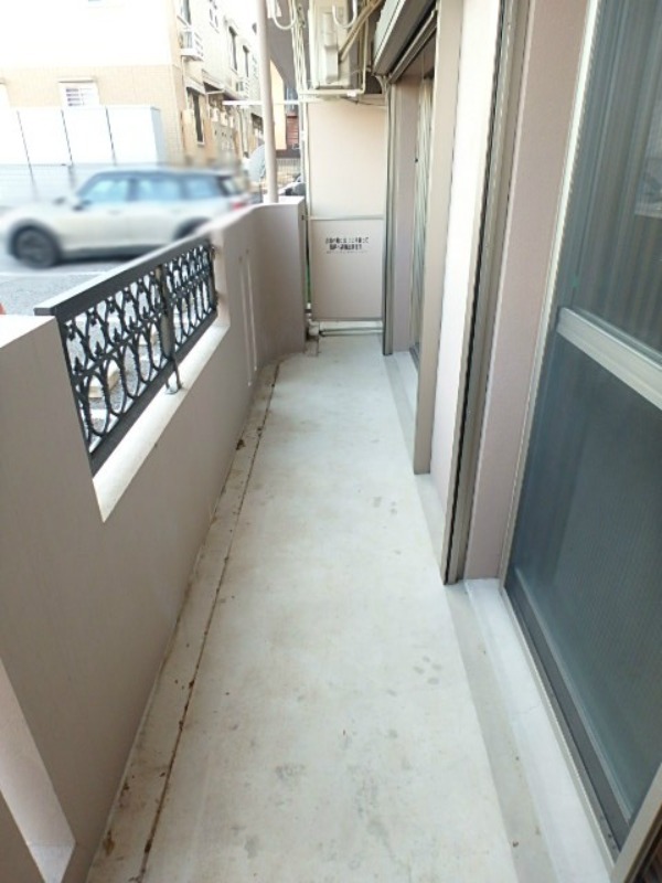 バルコニー　図面と現状に相違がある場合には現状を優先