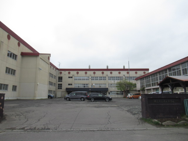 中学校　南町中学校（中学校）まで1930m