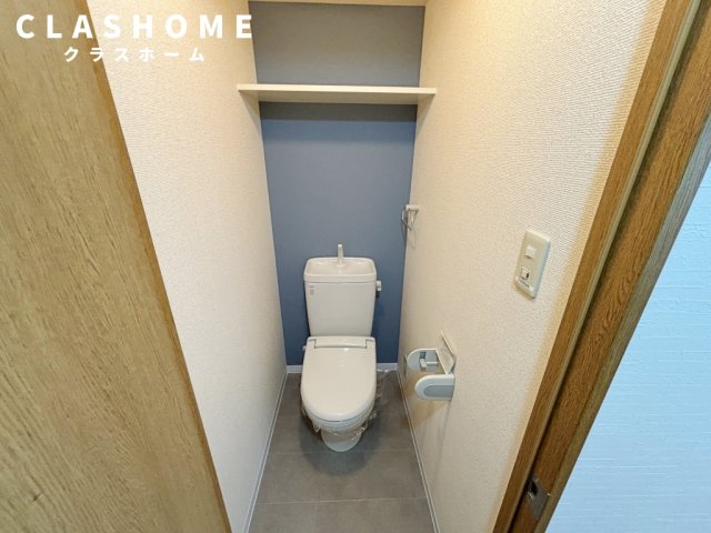 トイレ　同物件の別部屋になります。