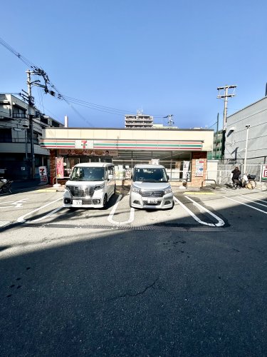 コンビニ　セブンイレブン喜連瓜破駅南店（コンビニ）まで852m