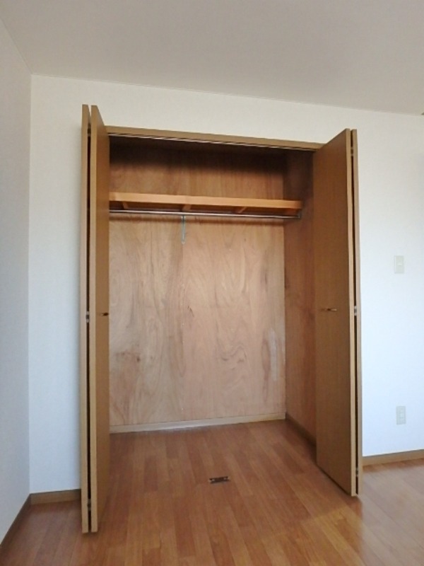 収納　図面と現状に相違がある場合には現状を優先