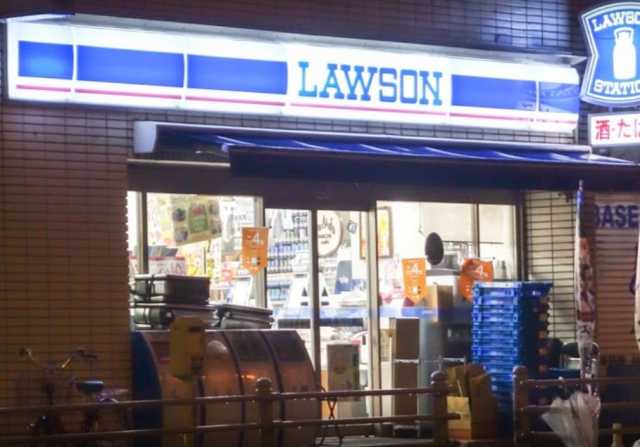 コンビニ　ローソン 千駄ヶ谷二丁目店（コンビニ）まで87m