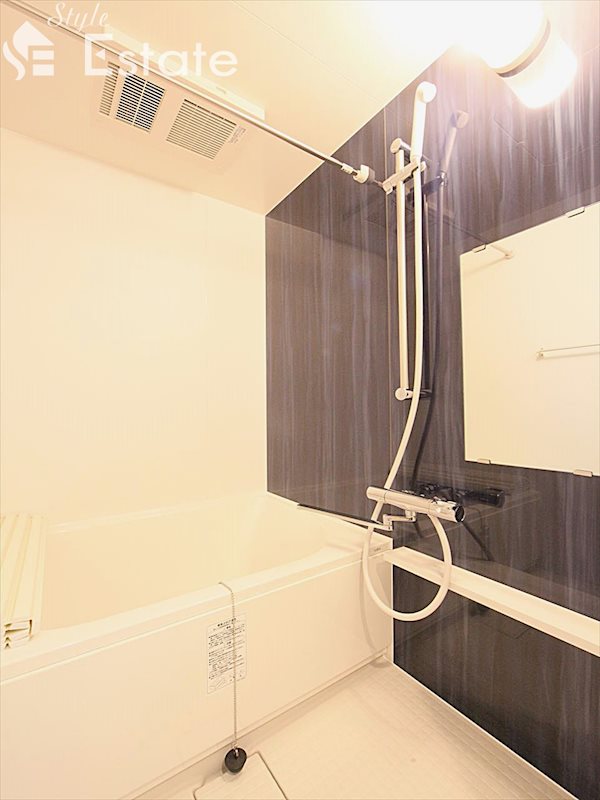 バス・シャワールーム　バスルーム