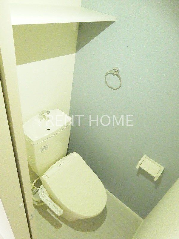 トイレ　ウォシュレット付き