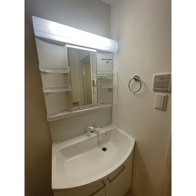 洗面設備　洗面所です