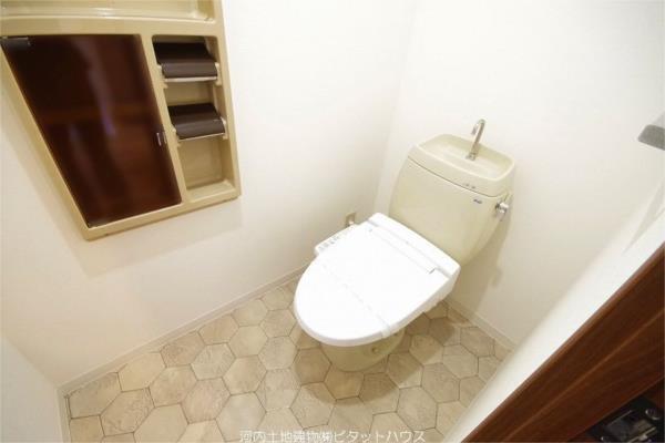 トイレ　トイレ