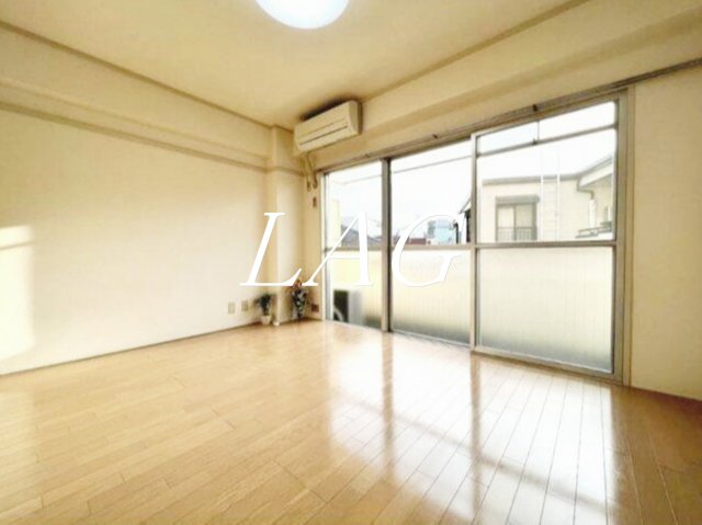 居室・リビング　洋室のお部屋です。