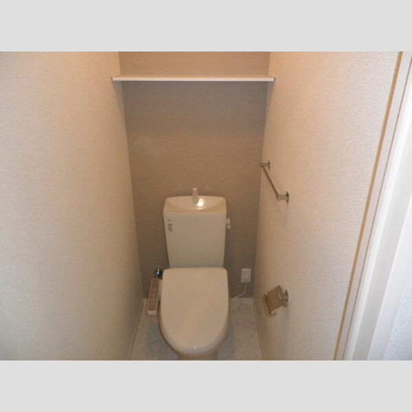 トイレ　温水洗浄暖房便座