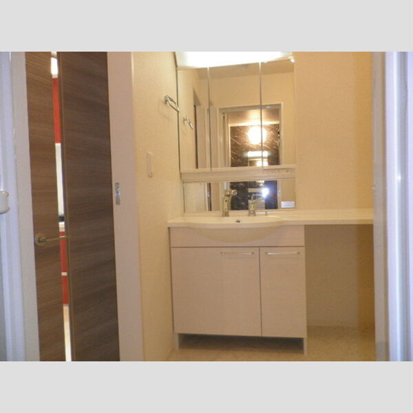 洗面設備　洗髪洗面化粧台