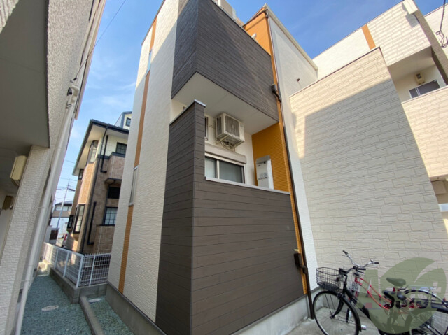 建物外観　仙台市若林区河原町２丁目　「ドエルドルテ」