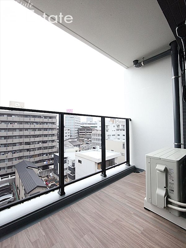 バルコニー　バルコニー