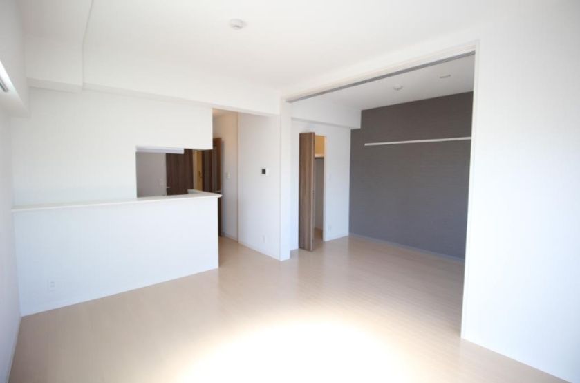 居室・リビング　☆明るいリビング☆