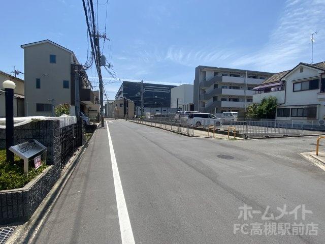 その他　前面道路（その他）まで1m