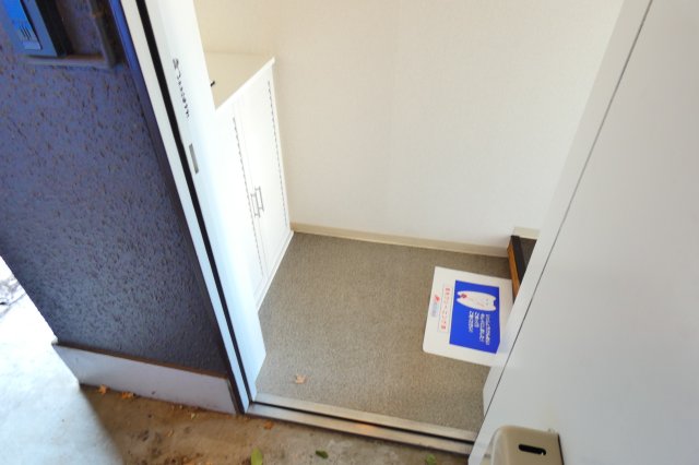 玄関　シューズボックスのある玄関です