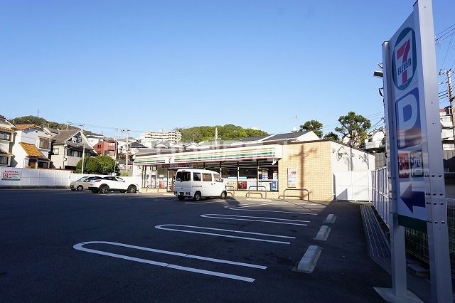 コンビニ　セブンイレブン 神戸明神町店（コンビニ）まで191m