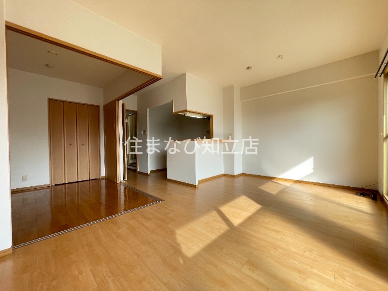 居室・リビング　別室同型写真