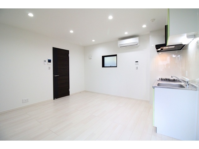 居室・リビング　即日案内可能です♪現地待ち合わせOK！どの物件でも当社でお得