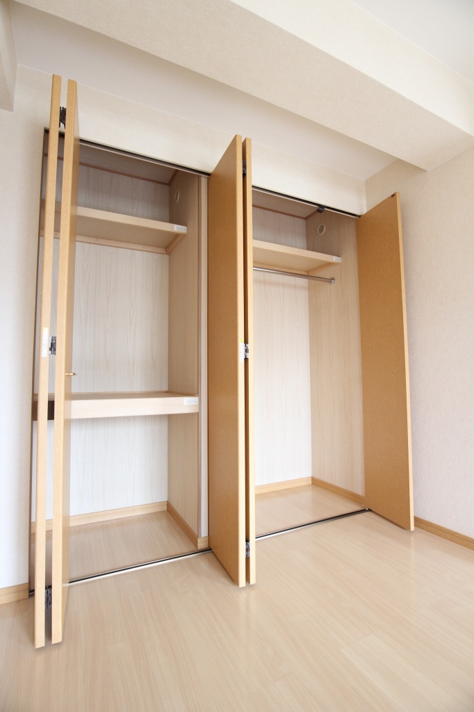 収納　クローゼット※別号室の参考写真になります。