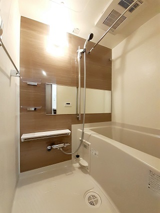 バス・シャワールーム　風呂