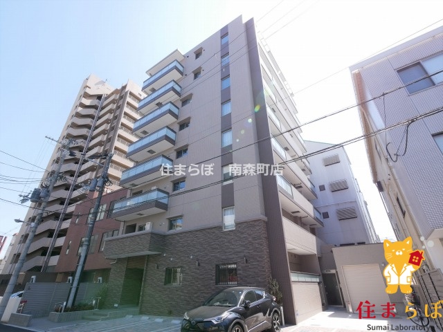 建物外観　「見ないで終わるには、惜しすぎる。」