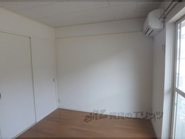 居室・リビング　洋室