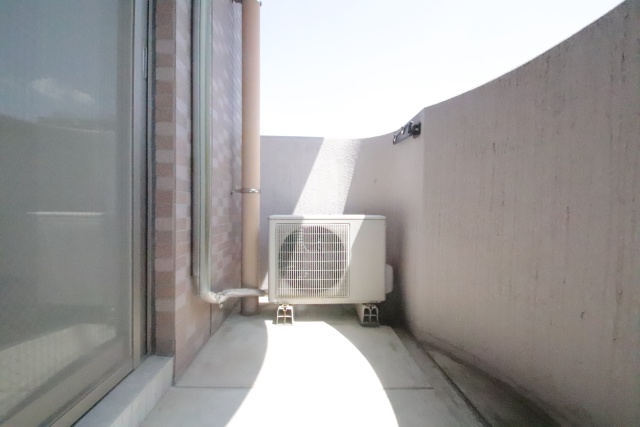 バルコニー　※他のお部屋の参考写真です