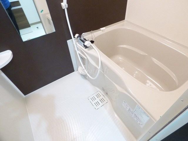 バス・シャワールーム　浴室乾燥機付きのお風呂♪