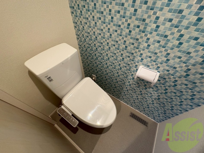 トイレ　ウォシュレット機能付きトイレは嬉しいですね。